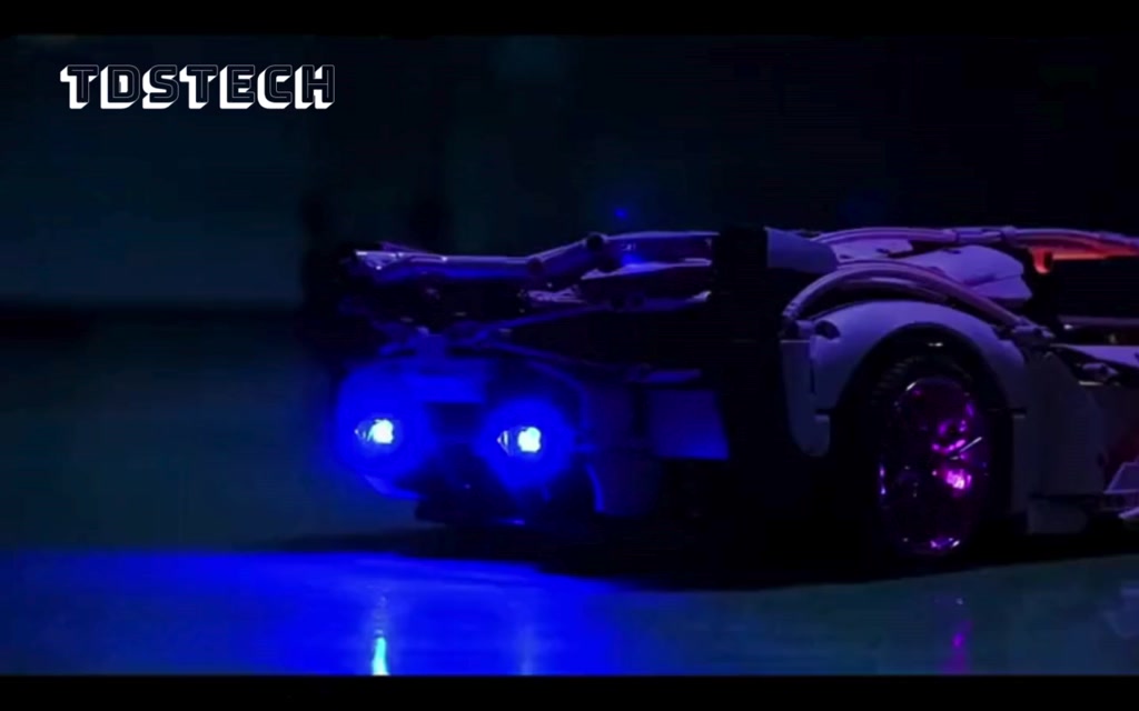 [Sẵn hàng] Đồ chơi mô hình siêu xe ô tô Lambo Màu Hồng tỉ lệ 1:14 với 1280 PCS lắp ghép tại TDSTECH