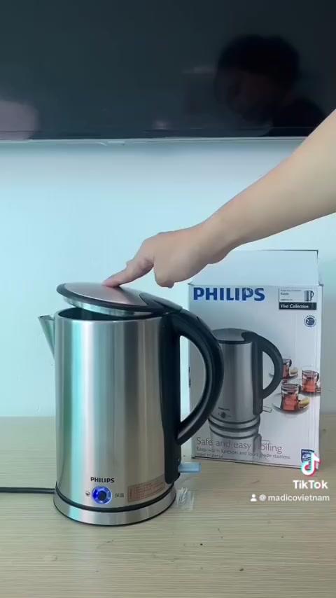 Ấm đun nước siêu tốc Philips HD9316 1.7L