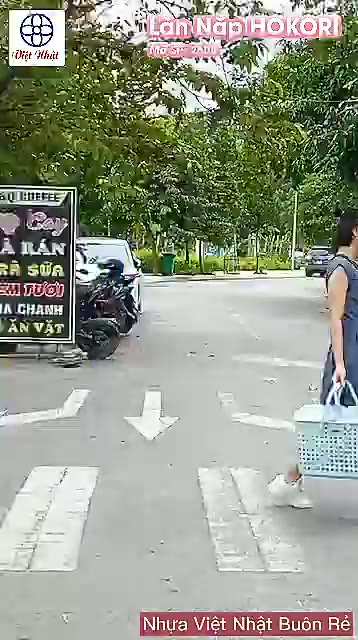 Giỏ nhựa đựng đồ sơ sinh HOKORI