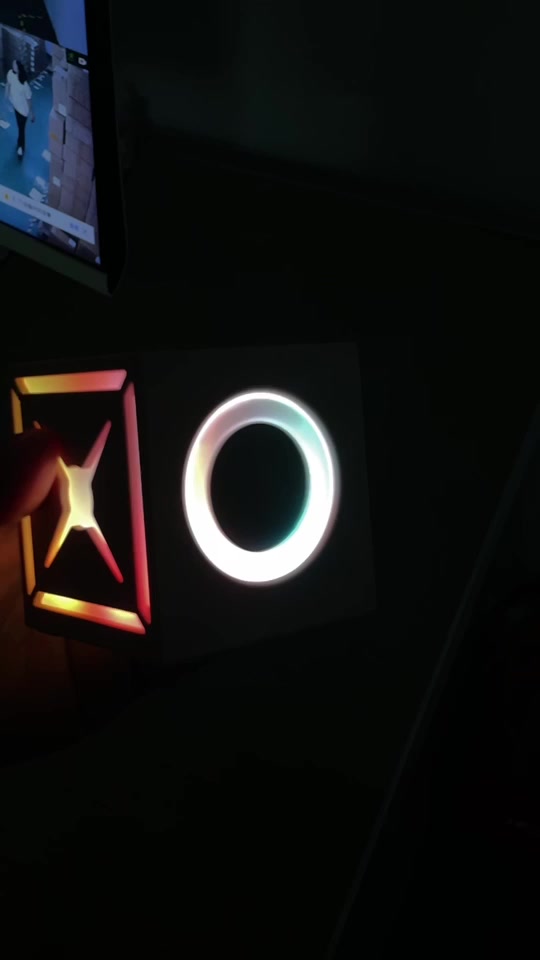 Loa Bluetooth không dây HiFi có tuổi thọ pin siêu dài Âm thanh vòm âm thanh nổi ghép nối nhiều tầng và ánh sáng xung quanh RGB | BigBuy360 - bigbuy360.vn