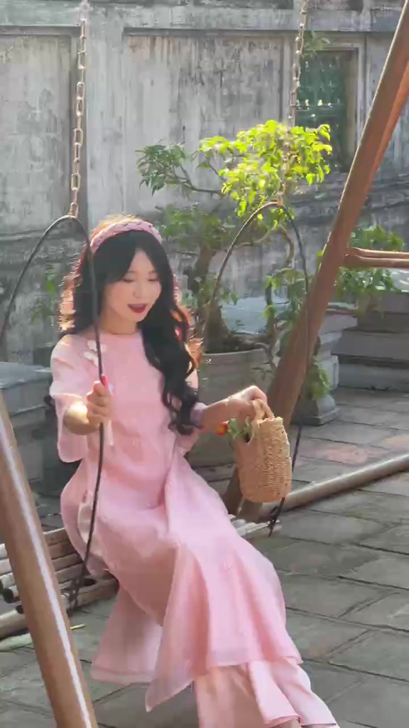 Set áo dài cách tân nữ 4 tà vải tơ thêu cổ tết tròn đính nơ hoa kèm quần lụa và bờm 24Febstudio AD05 | BigBuy360 - bigbuy360.vn