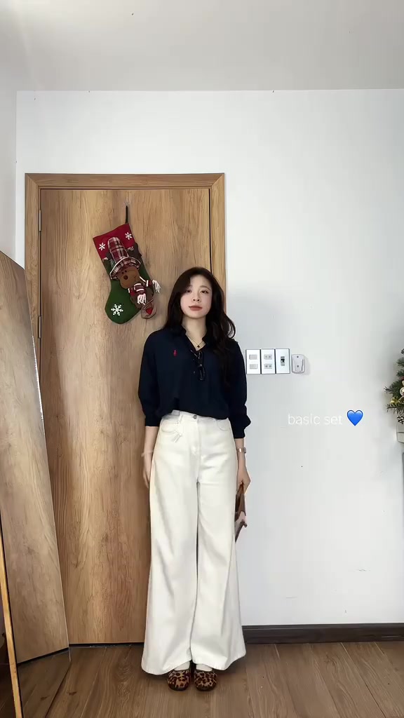 Áo sơ mi tay dài thêu logo ngựa basic dễ phối đồ 3 màu | BigBuy360 - bigbuy360.vn