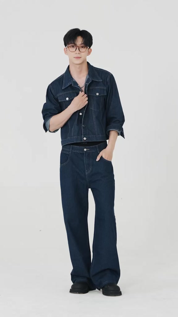 Áo khoác jean Ver 3 Calem.Club form Nam Nữ chất denim có túi trong phong cách trẻ trung năng động | BigBuy360 - bigbuy360.vn