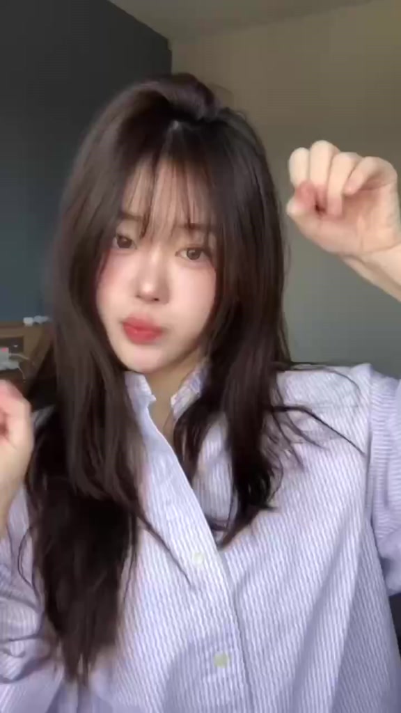LENS 1 NGÀY tự nhiên LENS XOẮN kính áp tròng cận JENNIE BLACKPINK có viền tự nhiên OLENS REAL RING giá 1 đôi | BigBuy360 - bigbuy360.vn