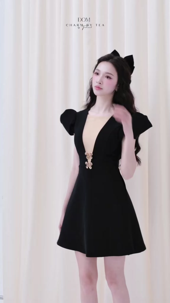 Charm By Tea - Sản phẩm thiết kế: DOM DRESS | BigBuy360 - bigbuy360.vn