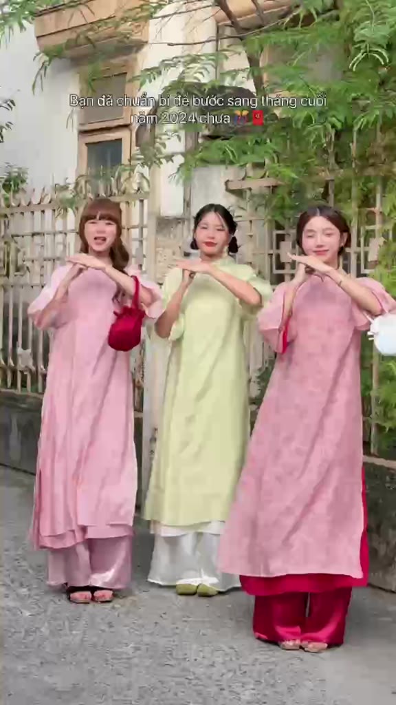 Áo dài voan tơ CẢNH NGHI vân hoa chìm tay loe kèm quần satin HAVANA AD150 | BigBuy360 - bigbuy360.vn