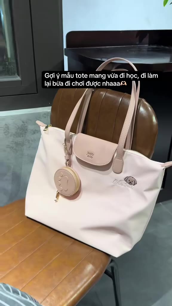 (Sẵn-hoả tốc) Túi tote chio2nd vải dù kèm charm ví phong cách thanh lịch hàn quốc | BigBuy360 - bigbuy360.vn