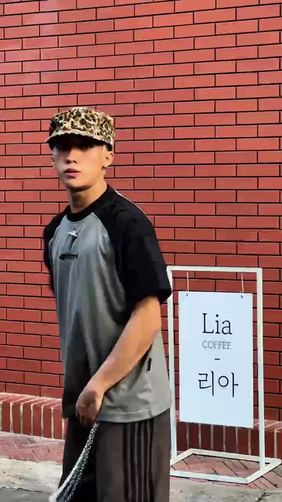 Áo Thun Boxy SAIGONESE Unisex Phối Tay Raglan Thêu Shark Form Rộng Thời Trang Nam Nữ - AT06SG | BigBuy360 - bigbuy360.vn