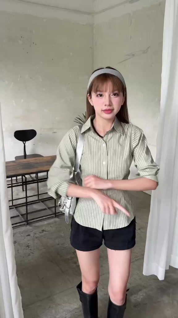 AH30 WYNN SHIRT Sơ Mi Kẻ Sọc Wepretty Clothes Chất Liệu Thô Kate Phối Nơ Phong Cách Hàn Quốc | BigBuy360 - bigbuy360.vn
