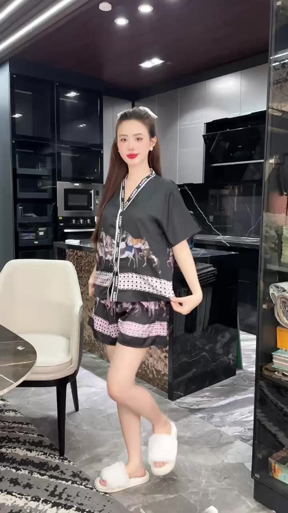 Set ngủ nữ pijama mặc nhà set bộ đồ ngủ pyjama Hisexy Lụa Latin cộc tay quần đùi P10 | BigBuy360 - bigbuy360.vn