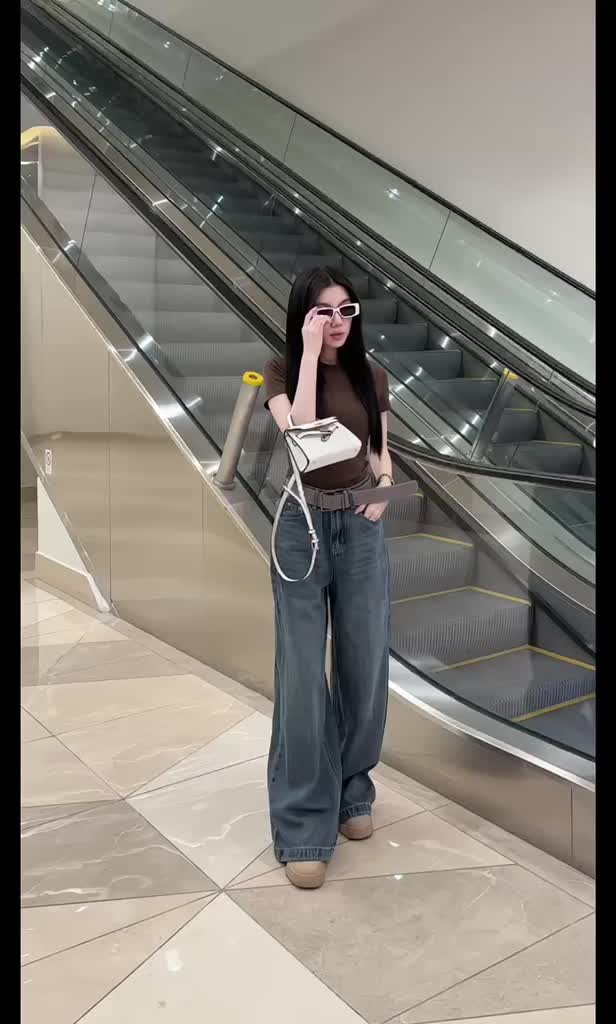 [MỞ BÁN] ÁO THUN DÁNG ÔM NHẸ CỔ TRÒN CỘC TAY cotton mịn mát mùa hè m666 | BigBuy360 - bigbuy360.vn