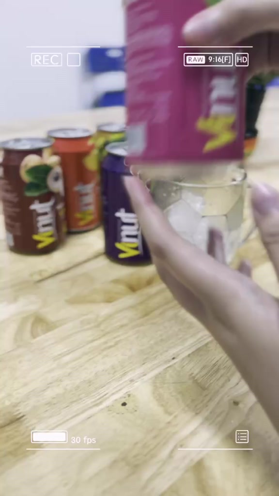 Nước Ép Trái Cây VINUT Vị Trái Cây Tự Nhiên Đóng Lon 330ml - Giải Khát Tươi Ngon Lựa Chọn Lành Mạnh | BigBuy360 - bigbuy360.vn
