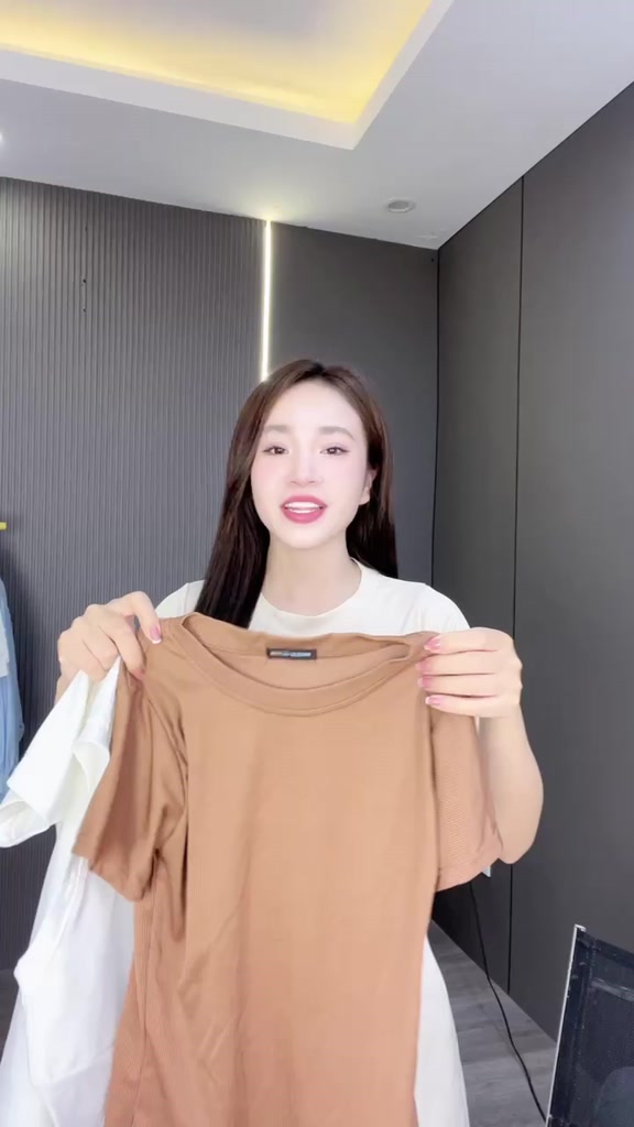 [Xả Lỗ Combo 3 Áo Nữ Cổ Tròn] Chất Thun Tăm Trơn Ôm Body tôn Dáng Mặc Đẹp,Mẫu Trend | BigBuy360 - bigbuy360.vn