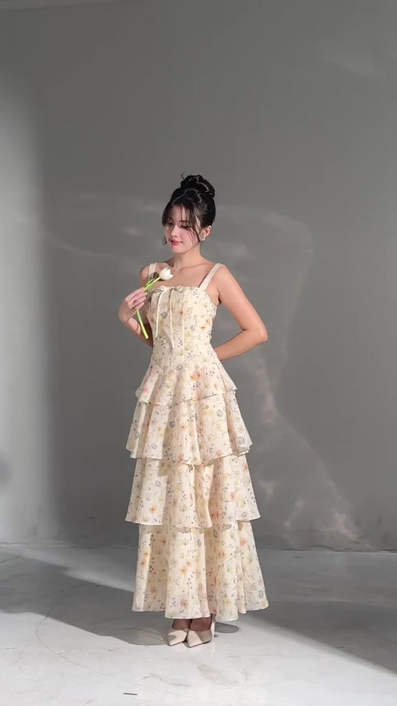 TIELA Đầm váy hoa bốn tầng-Sadie Dress | BigBuy360 - bigbuy360.vn
