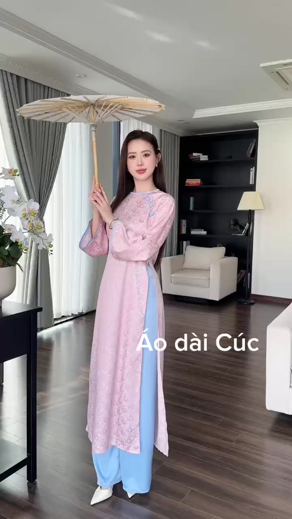 [SẴN HÀNG - HỎA TỐC] Áo dài cách tân Nguyệt Hoa , cách tân dáng suông gấm cúc cao cấp - Áo Dài Cúc | BigBuy360 - bigbuy360.vn