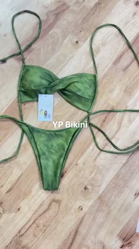 Bikini 2 mảnh xanh rêu mẫu mới cúp ngực quần khoe Mông ( che tên) | BigBuy360 - bigbuy360.vn
