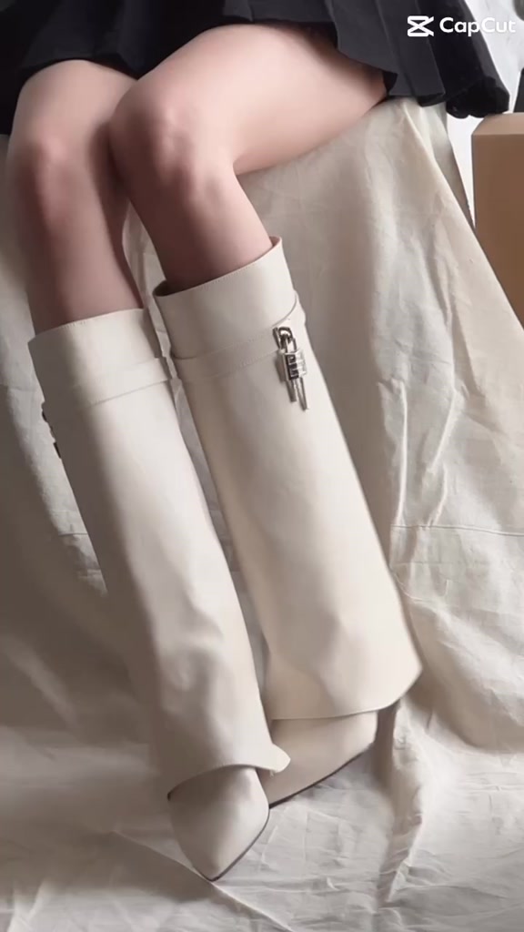 HÀNG CÓ SẴN GIAO NGAY 4 MÀU🎀Bellet Belle🎀 Giày Bốt Nữ Cao Ống Đứng Phối Khoá Da Cao Cấp-MIJILI-Boot Độn FORM NHỎ C2818-2 | BigBuy360 - bigbuy360.vn