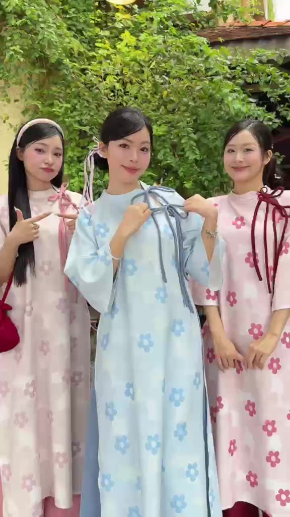 (HAVANA) CÓ BIGSIZE - Áo dài nhung chéo VẬN HÀN in hoa mai phối cutout vai thắt nơ kèm quần nhung AD227 | BigBuy360 - bigbuy360.vn