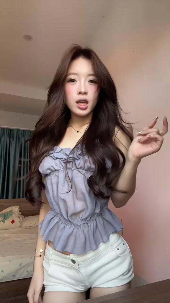LIBEROSIS - Áo hai dây viền bèo NANCY TOP | BigBuy360 - bigbuy360.vn