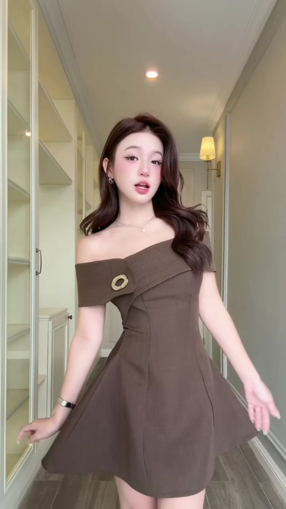 Đầm nữ dáng ngắn trễ vai chất bố xược dày dặn thời trang basic - nâu đậm | BigBuy360 - bigbuy360.vn