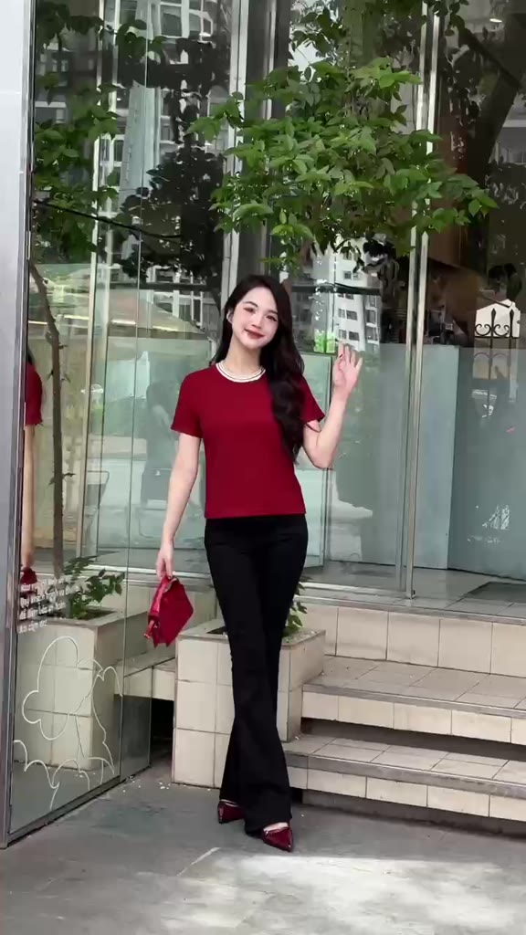 Áo cổ tròn trơn phối viền kẻ dễ mặc .thích hợp đi chơi ,picnic ,dạo phố ,chất vải tổ ong mịn ,from vừa(M15) | BigBuy360 - bigbuy360.vn