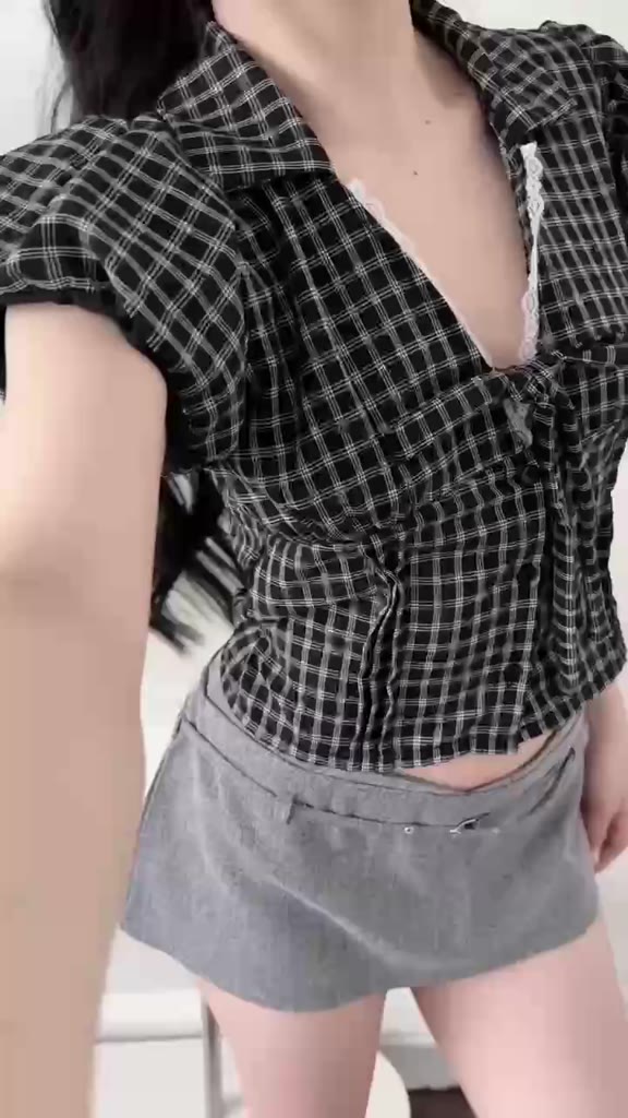 Áo Sơmi Nữ Tay Bồng Ngắn Cổ V Viền Ren Có Nơ Buộc Hoạ Tiết Caro | BigBuy360 - bigbuy360.vn