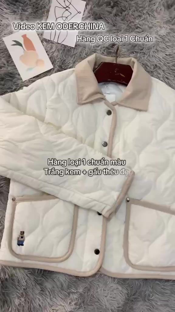 【Sẵn Giao Luôn -Hàng QC Loại 1】Áo phao trần trám cổ bẻ thêu gấu, Áo Khoác Phao Nhẹ Ấm,Khoác mùa đông hot 2024 | BigBuy360 - bigbuy360.vn