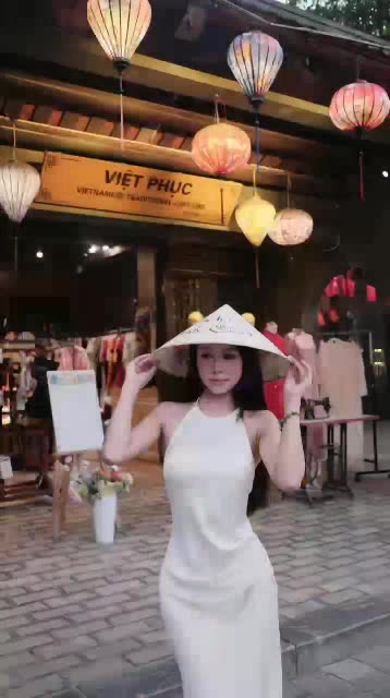 Đầm Lụa Cổ Yếm Xếp Ly Có Mút  Dáng Dài - Joyci Dress Silk Mẫu Mới 2025 | BigBuy360 - bigbuy360.vn