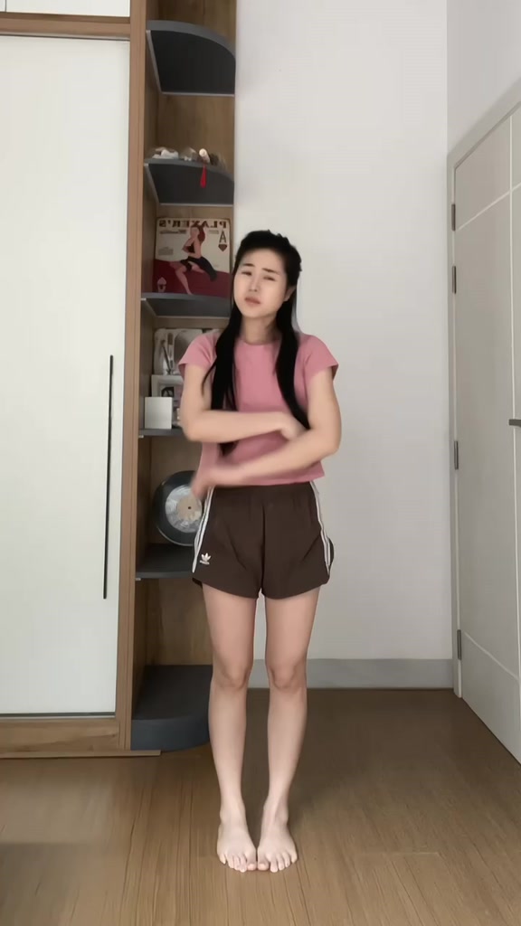 LIBEROSIS - Áo trễ vai tay phồng form bí croptop BUBBLES TOP (xuyên thấu phải dùng bra dán) | BigBuy360 - bigbuy360.vn