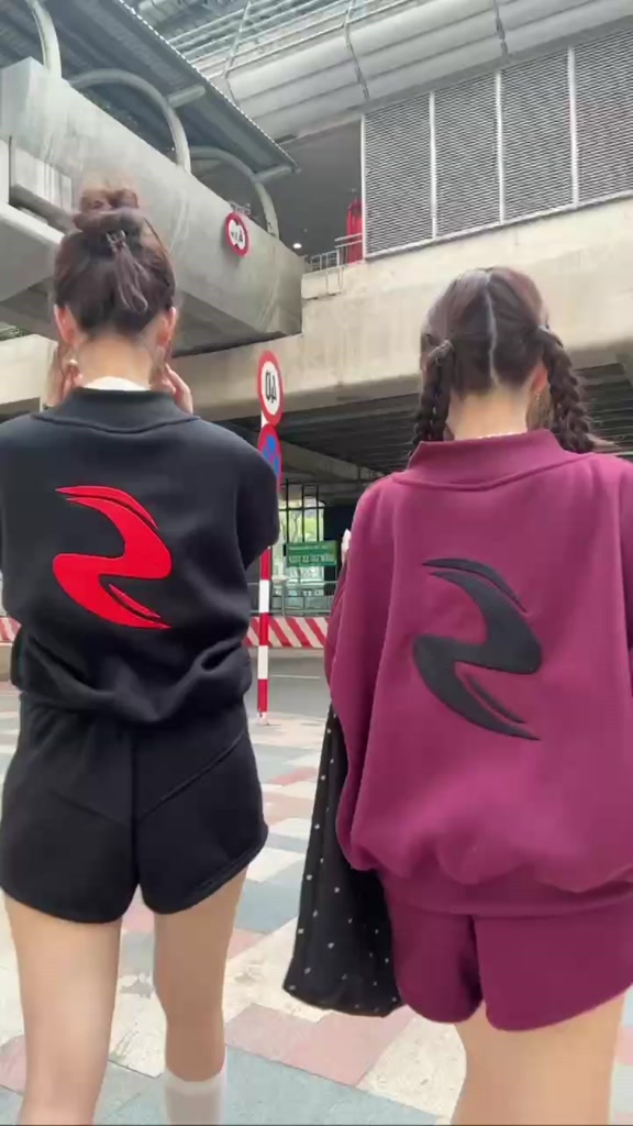 Set Bộ Nỉ Sweater Zip 2 Chiều Logo Thêu Boxy, Quần Short Nỉ Freesize Form Rộng Nhiều Màu SSSTore.Aesthetic | BigBuy360 - bigbuy360.vn