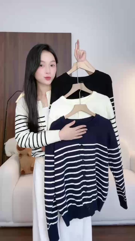 Áo khoác cardigan kẻ ngang chất len mềm mỏng SUMIISHOP mã QC99 | BigBuy360 - bigbuy360.vn