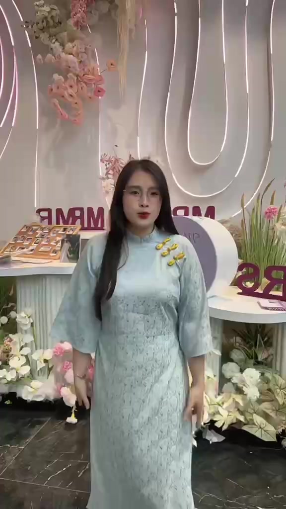 [BST TẾT 2026] ÁO DÀI CƠ UYỂN áo dài tết bigsize nữ vải lụa cao cấp mềm mại dịu dàng mặc đi chụp ảnh Huyền Lucy Bigsize | BigBuy360 - bigbuy360.vn