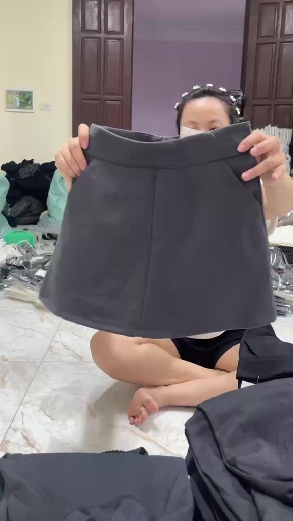 Chân váy nữ chữ A basic dáng ngắn 2 túi chất vải tuyết mưa có quần bảo hộ M066 | BigBuy360 - bigbuy360.vn