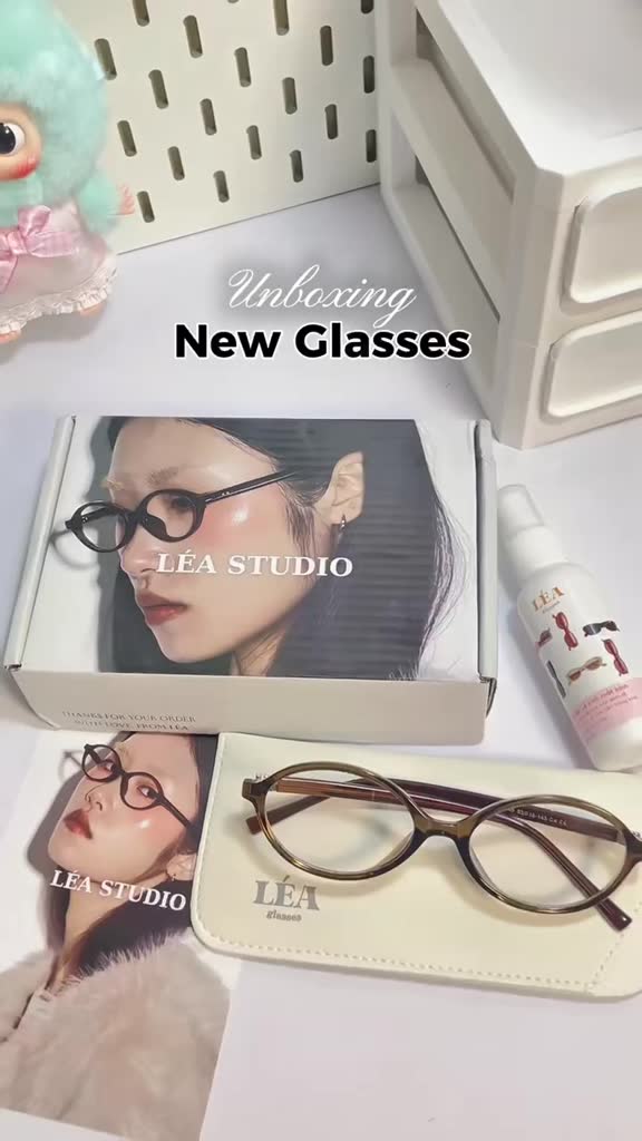 Kính mắt Oval chuyên lắp cận KAYLINE - LÉAGLASSES nhựa cao cấp TR90 + LÕI KIM LOẠI Y2K Bayonetta | BigBuy360 - bigbuy360.vn