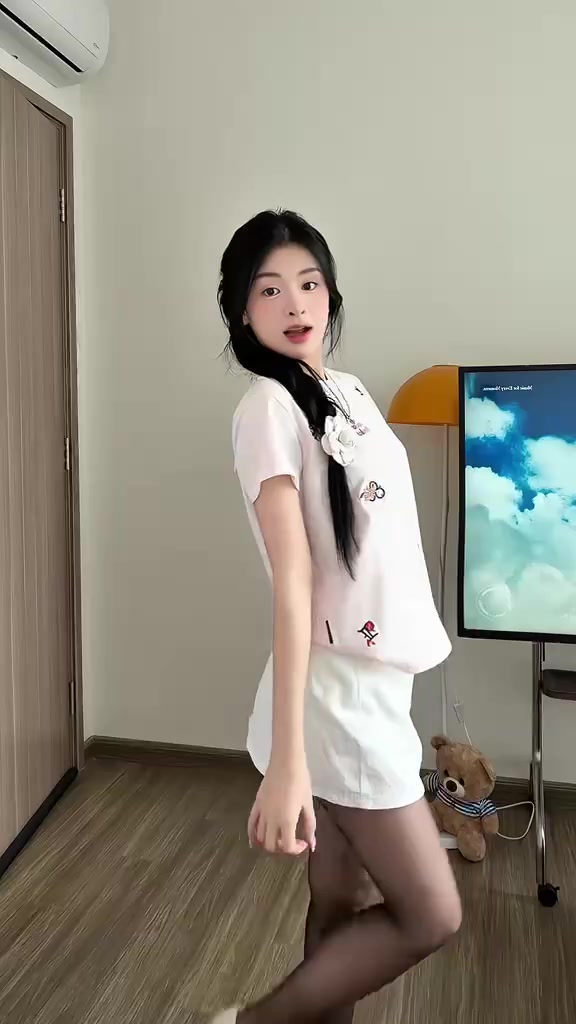 Áo Baby Tee Thêu 8YO ZODIAC Cotton Mềm Mịn Mát - Áo Baby Tee Local Brand Chính Hãng | BigBuy360 - bigbuy360.vn