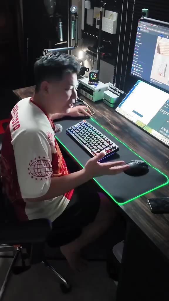 Lót chuột cỡ lớn LED RGB , pad chuột chơi game chống trượt siêu bền siêu đẹp | BigBuy360 - bigbuy360.vn