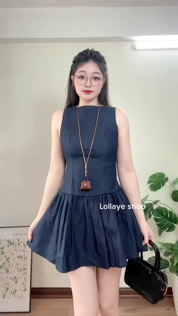 [V.08 Tặng Quần Bảo Hộ]: Váy Denim Xòe Cổ Thuyền Sát Nách Thiết Kế Hở Lưng Kế Hợp Khóa Kéo Siêu Slay (Ảnh Thật Trải Sàn) | BigBuy360 - bigbuy360.vn