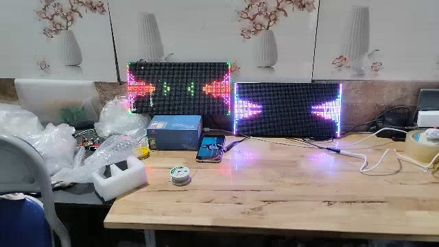 Mạch đồng hồ lịch vạn niên nháy theo nhạc Mic/Bluetooth và báo thức cài đặt Wifi và Remote Led P5 P4 P10 P2.5 P3 | BigBuy360 - bigbuy360.vn