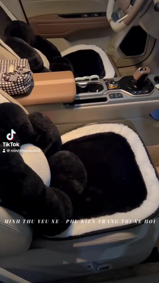 Bộ gối tựa lưng ô tô/lót ghế nhung lông thỏ cao cấp siêu mềm mịn bông hoa  trang trí nội thất xe sang trọng | BigBuy360 - bigbuy360.vn