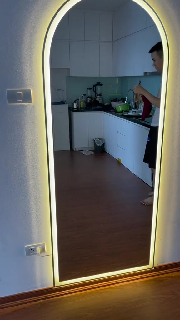 Gương Toàn Thân Vòm Led Cảm Ứng Cao Cấp