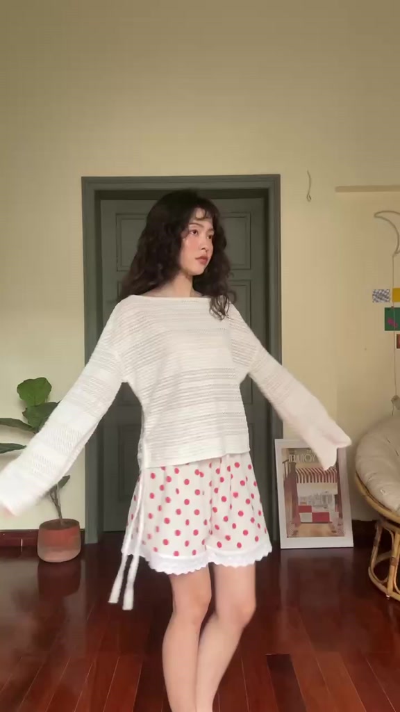 Dóra the label - Áo len lỗ Joey (màu kem sáng) | BigBuy360 - bigbuy360.vn