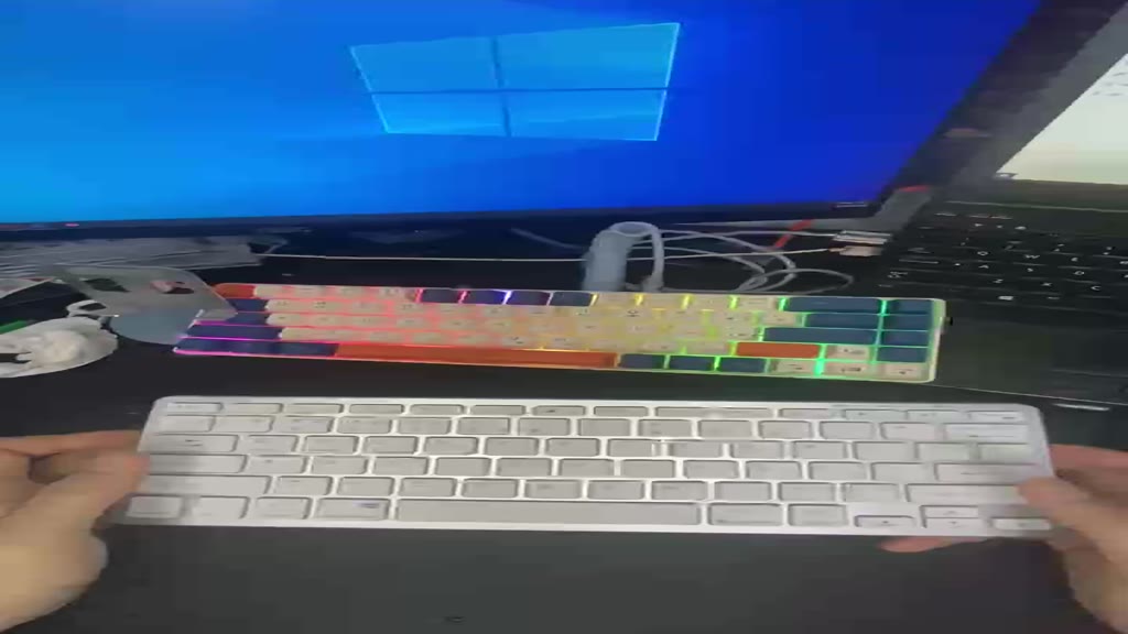 Bàn phím không dây hai chế độ Bluetooth và 2.4G