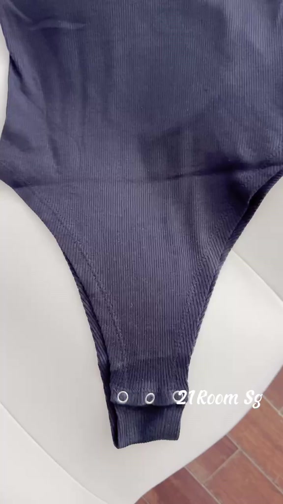 B04 Bodysuits Đi Biển Hai Dây Khoét Lưng Màu Trắng, Đen Chất Thun Tăm Cao Cấp Trang Phục Đi Chơi Đi Biển 21ROOM | BigBuy360 - bigbuy360.vn