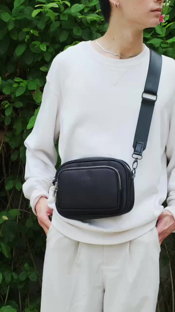 Túi đeo chéo DIM Essential Bag | BigBuy360 - bigbuy360.vn
