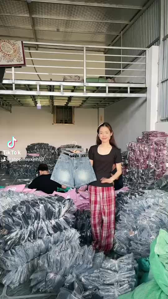 Quần Short Nữ , Quần đùi jeans nữ lưng cao phối túi trước | BigBuy360 - bigbuy360.vn