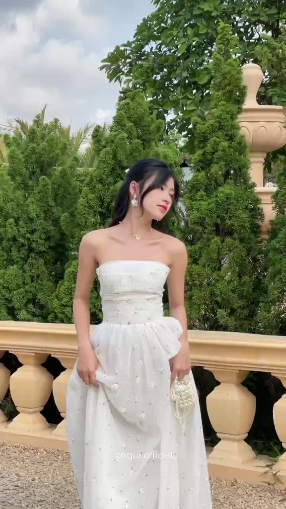 Đầm maxi cúp ngực dáng dài COQUI thanh lịch, Váy dáng dài tơ in hoa tiểu thư dự tiệc có mút LINH LAN DRESS | BigBuy360 - bigbuy360.vn