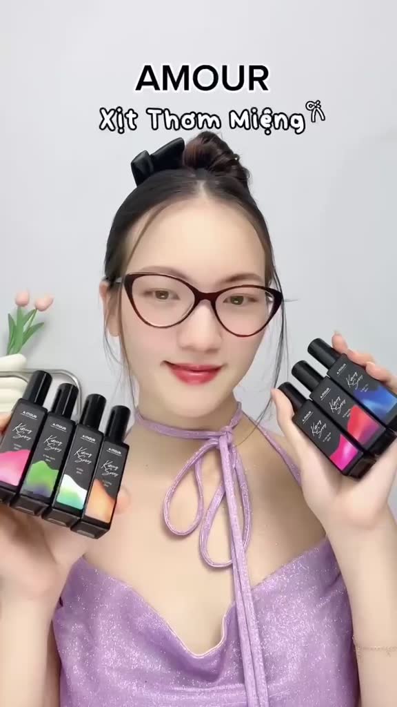 Xịt Thơm Miệng Kissing Spray Amoures Vị Đào, Vị Việt Quất, Vị Bạc Hà, Thơm Mát 20ml - Dạng Xịt | BigBuy360 - bigbuy360.vn