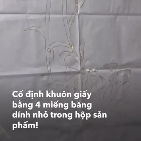 Tranh mica dán nổi english trang sách