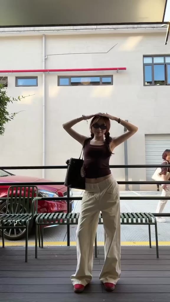 Áo tanktop 2 dây nữ cổ vuông JUSTDUN co giãn thoải mái BL01 | BigBuy360 - bigbuy360.vn