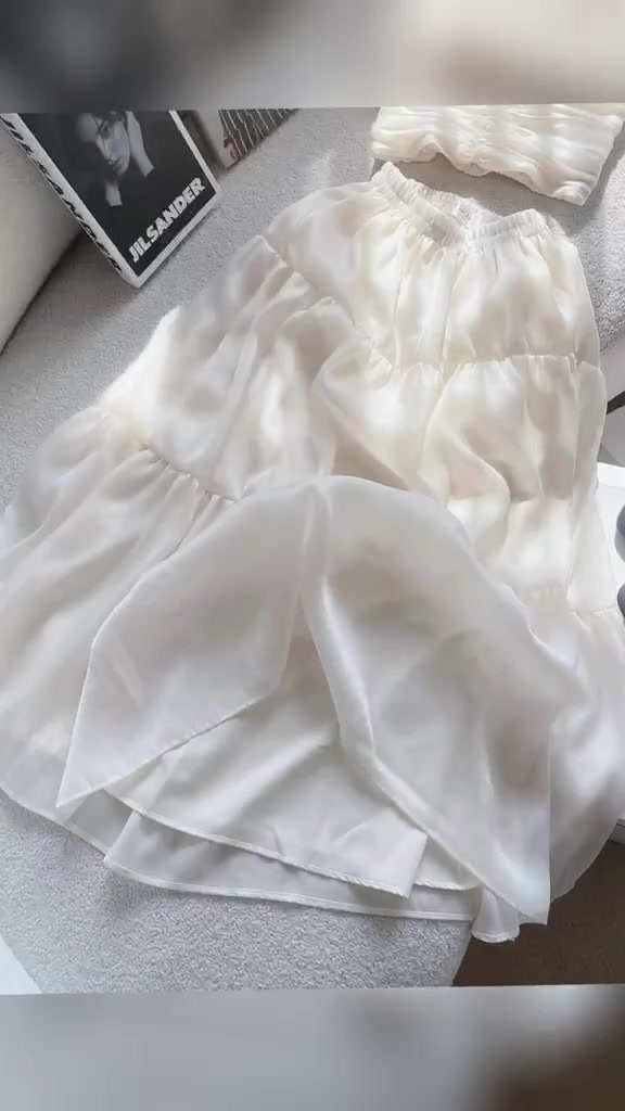 Sét váy maxi áo cúp nguc dây yếm gắn hoa kèm chân váy xoè dáng dài 2 lớp xinh xẻo B404 PANOSI | BigBuy360 - bigbuy360.vn